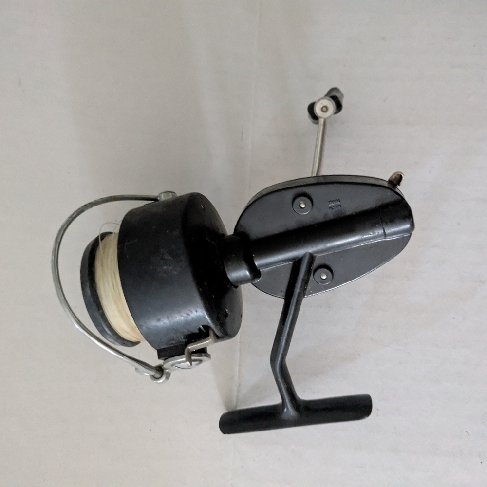 Mitchell 300 Spinning Fishing Reel